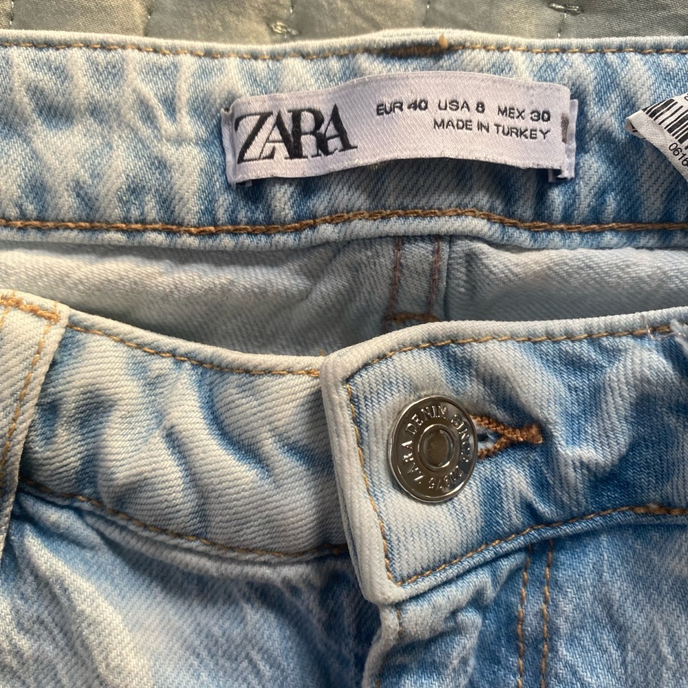 Zara jeans US size 8